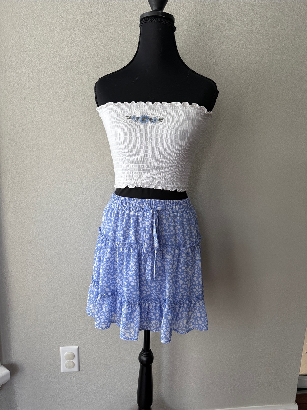 Light Blue Floral Tiered Skirt - Hollister tube top